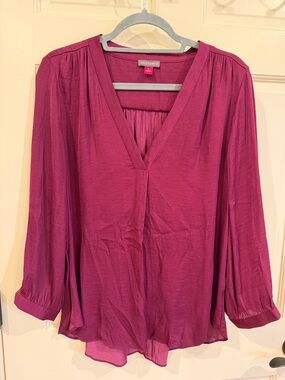 Vince Camuto Fuchsia Long-Sleeve V-Neck Blouse